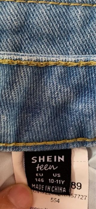 Shorts vaqueros rotos niña