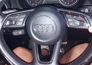 Marco botonera fibra carbono volante Audi