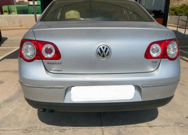 Volkswagen Passat 2006