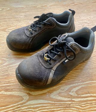 Zapatos seguridad - Gris y Azul Marca Kingsmann.