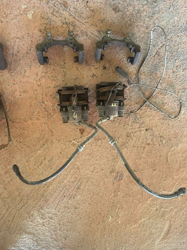 Frenada completa BMW 320d 150cv m47