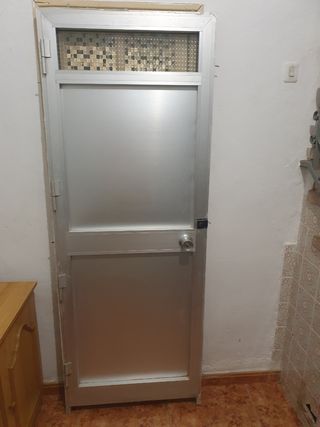 Puerta aluminio - Interior 185 alta 70 ancha