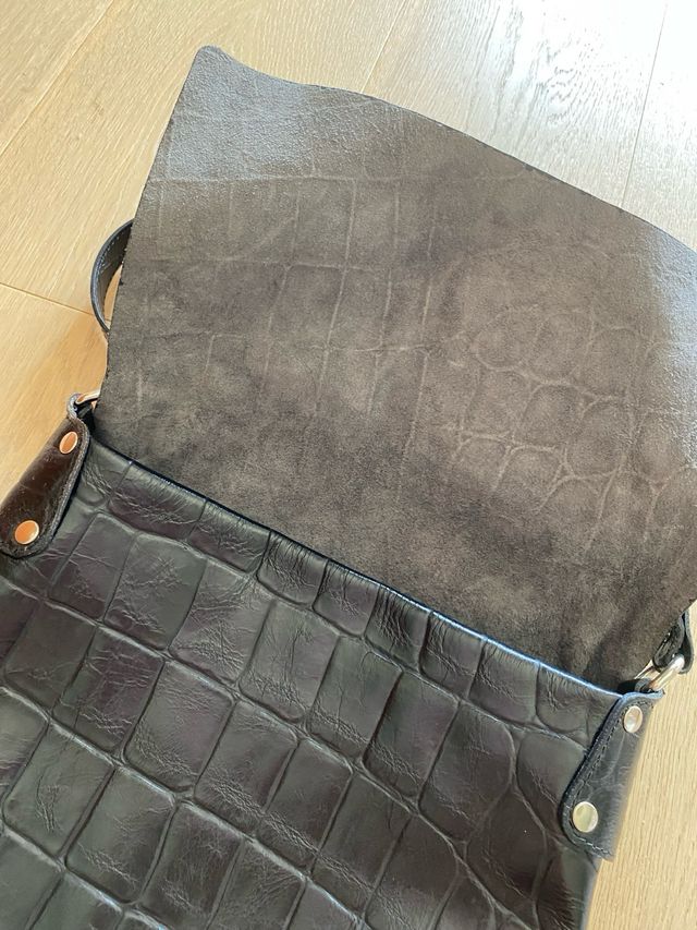 Borsa a tracolla in pelle nera