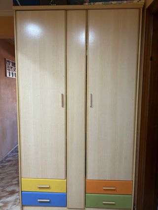 Armario 3 puertas infantil