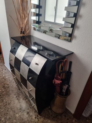 Cómoda negra y plata - Estilo moderno