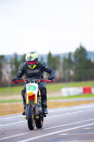 Mono circuito moto Bela