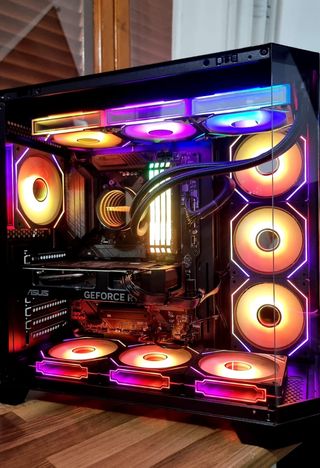 PC RTX 4070 12GB, Ryzen 7 5700X, 32GB RAM GARANTÍA