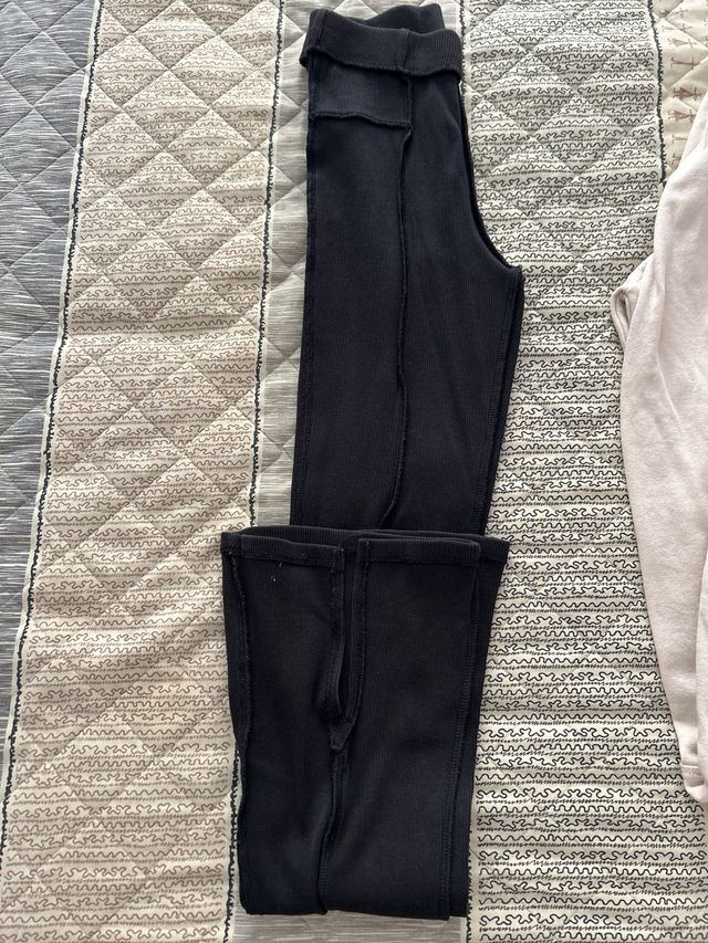 13/14a.Camiseta/pantalon/falda/lpijama. 7prendas