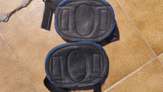 Rodilleras Skate Mate y de la mano - 4