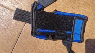 Rodilleras Skate Mate y de la mano - 4