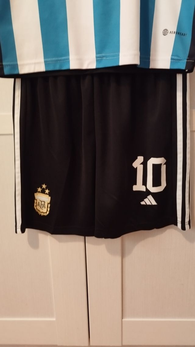 Equipación Argentina Messi - 12 años