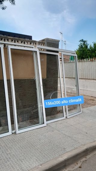 1 Puertas Correderas Climalit 156x200