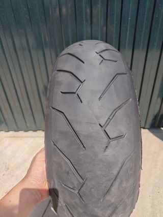 Neumático Pirelli Diablo Rosso II 120/70 200/50