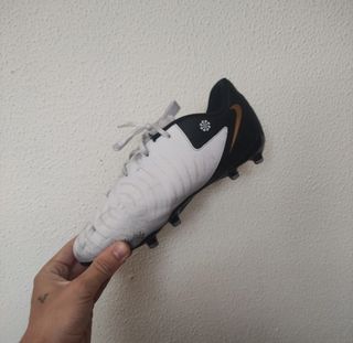 Botas fútbol Nike Jr. talla 38,5