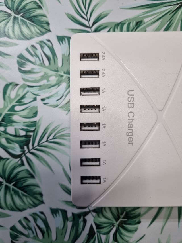 Cargador USB 7 puertos