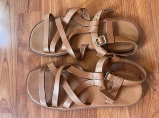 2 pares de Sandalias Zara tiras de piel talla 37