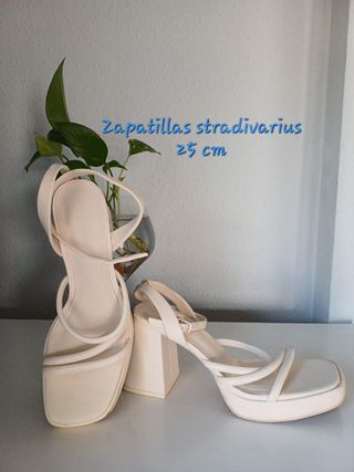 Sandalias Stradivarius beige 25 cm