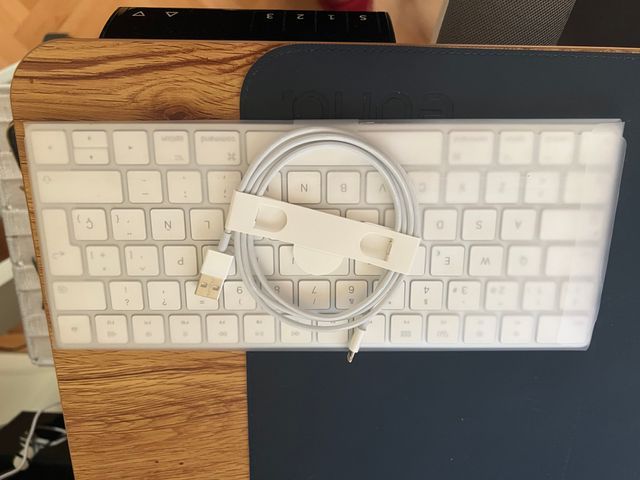 Teclado Apple Blanco - A1644