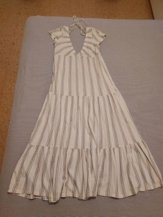 Vestido Stradivarius 
rayas - T.S