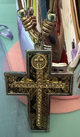 Colgante de cruz 