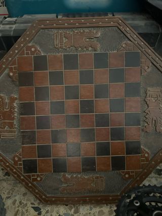 Tablero ajedrez antiguo