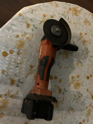 Amoladora angular Hilti AG 6D-22