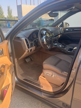 Porsche Cayenne 2010