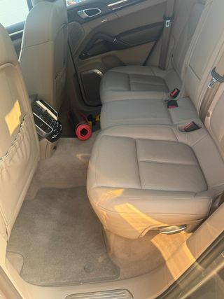 Porsche Cayenne 2010