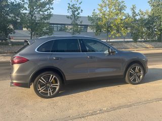 Porsche Cayenne 2010