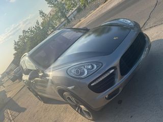 Porsche Cayenne 2010