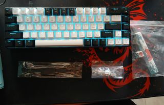 Teclado mecánico gaming RGB