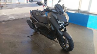 Yamaha XMAX 125cc - Moto Scooter