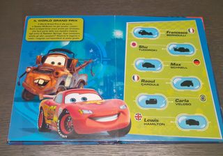 Libro gioco di disney Cars 2 con più di 40 magneti