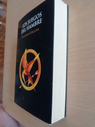 Los Juegos del Hambre (Spanish Edition)