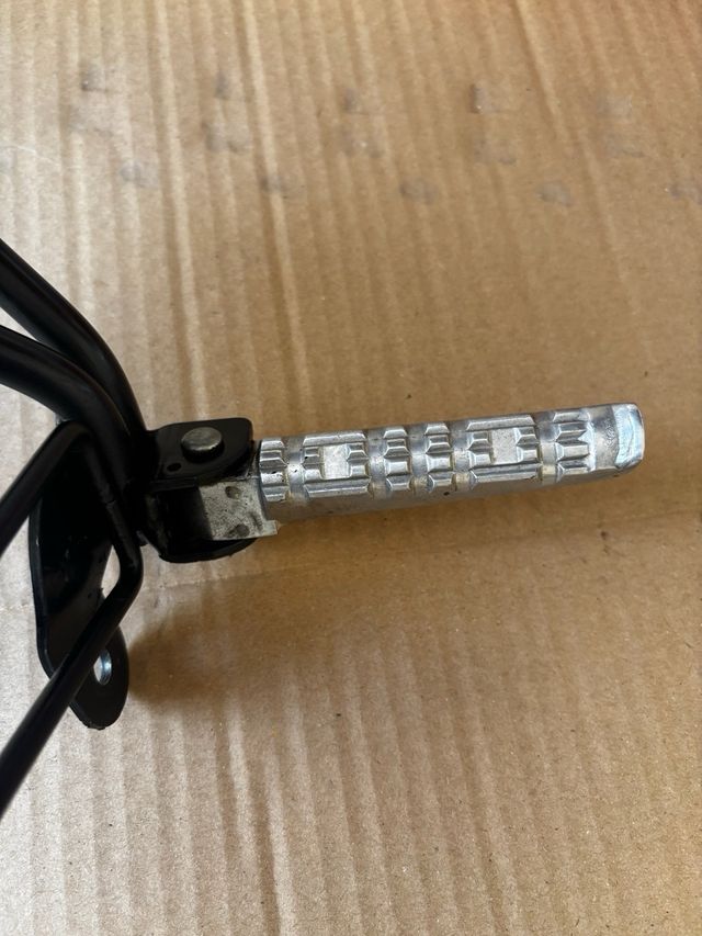 Estriberas acompañante Yamaha TZR