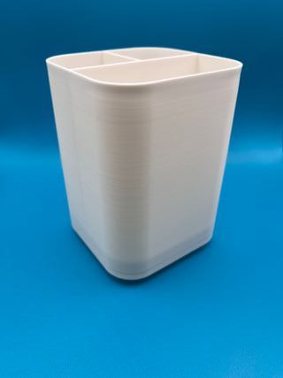 Suporte para escovas e pasta dos dentes