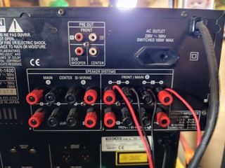 Denon AVR-1400: Amplificador Surround