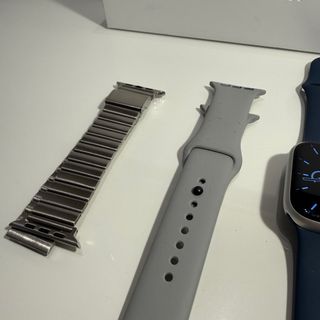 Apple Watch Series 9 45mm - Azul marino y plata