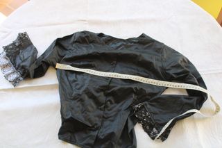 Blusa negra brillante traje regional o disfraz 