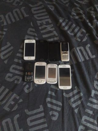 Lotto 8 telefoni