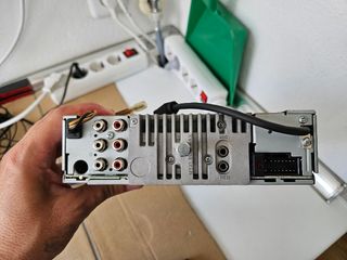 Radio Alpine UTE-92BT