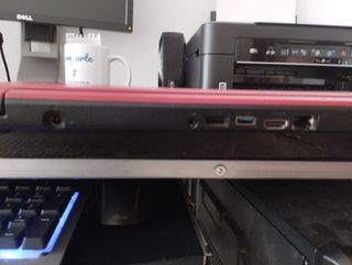 Portátil Acer i5 rojo - 1.7