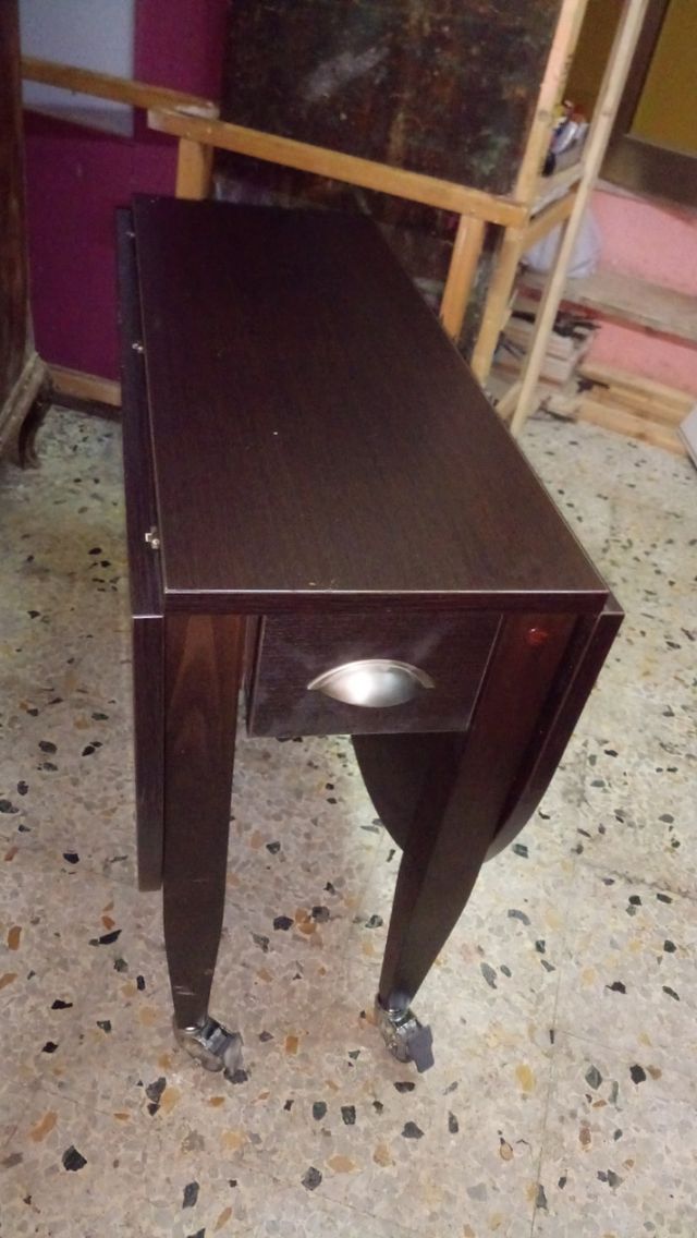 Tavolo consolle richiudibile marrone