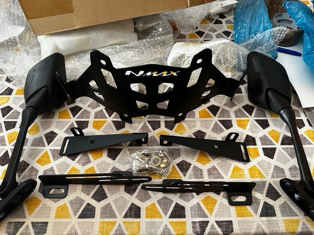 Espejos + Soporte de parabribrisas X-N- MAX 155