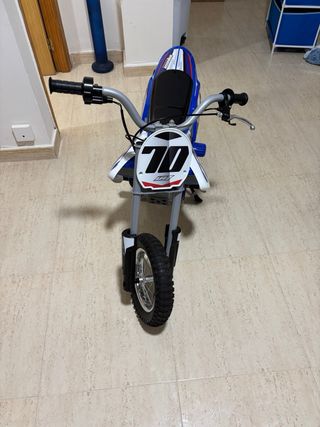 Moto eléctrica infantil Injusa 24V