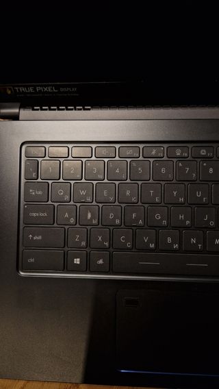 Ordenador portátil MSI Prestige 15.6' teclado ingl