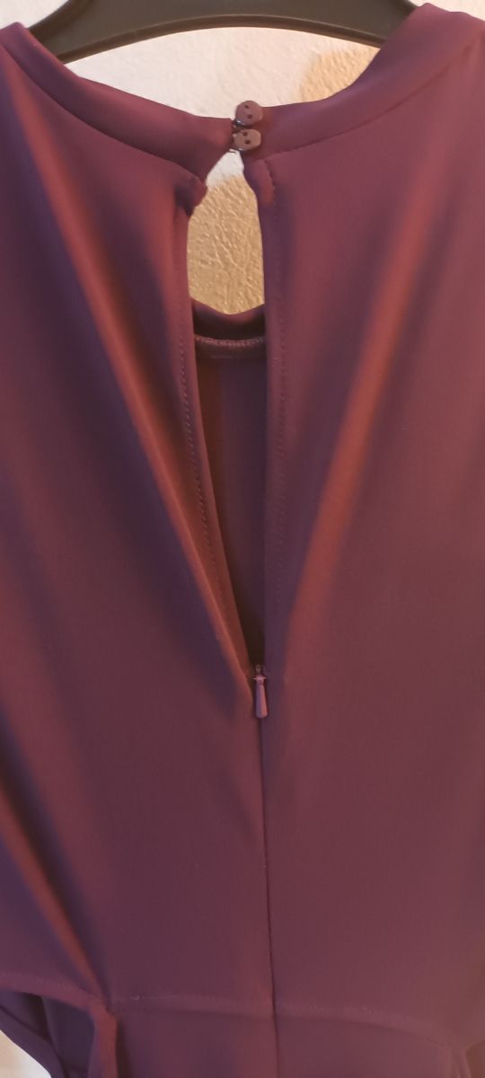 Mono Stradivarius morado