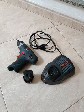 Atornillador Bosch GSR 10,8-2-LI