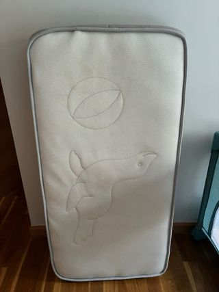 Cuna viaje bebé + colchón verano/invierno