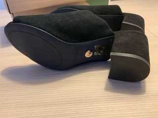 Sandalias Chiller negras tacón